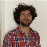 Laureato in psicologia, lavoro come psicologo ed educatore, e mi occupo di formazione, ambito per il quale nutro profonda passione